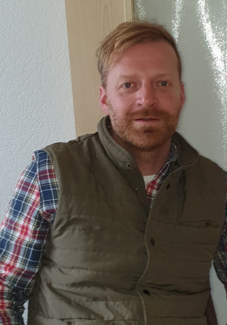 Dr. Lars Bru